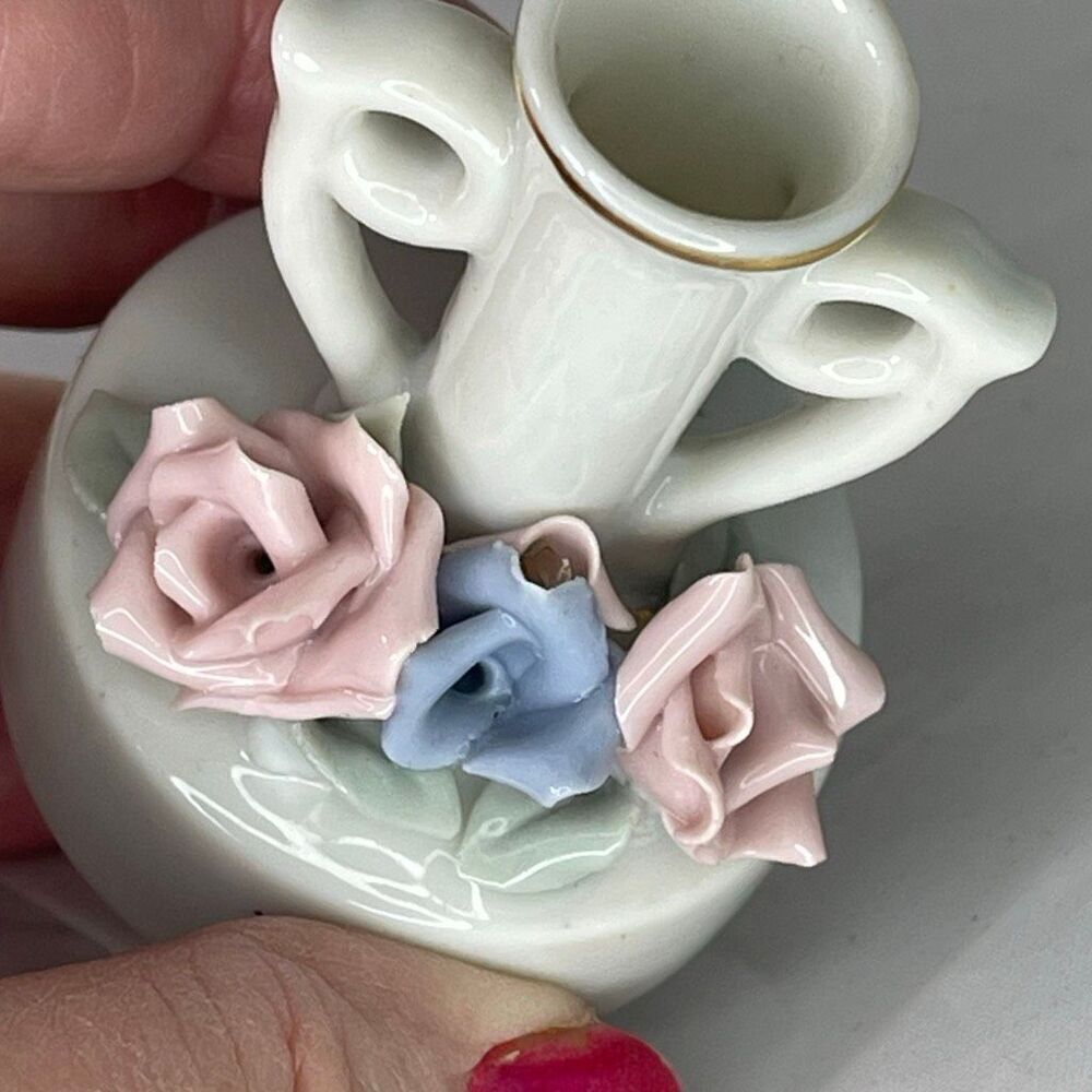 M/K hand painted vintage miniature bud vase . - Picture 2 of 5